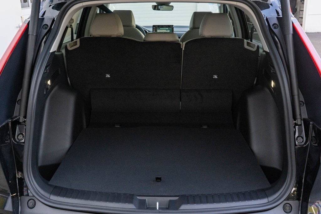 Vehicle image 12 of 31