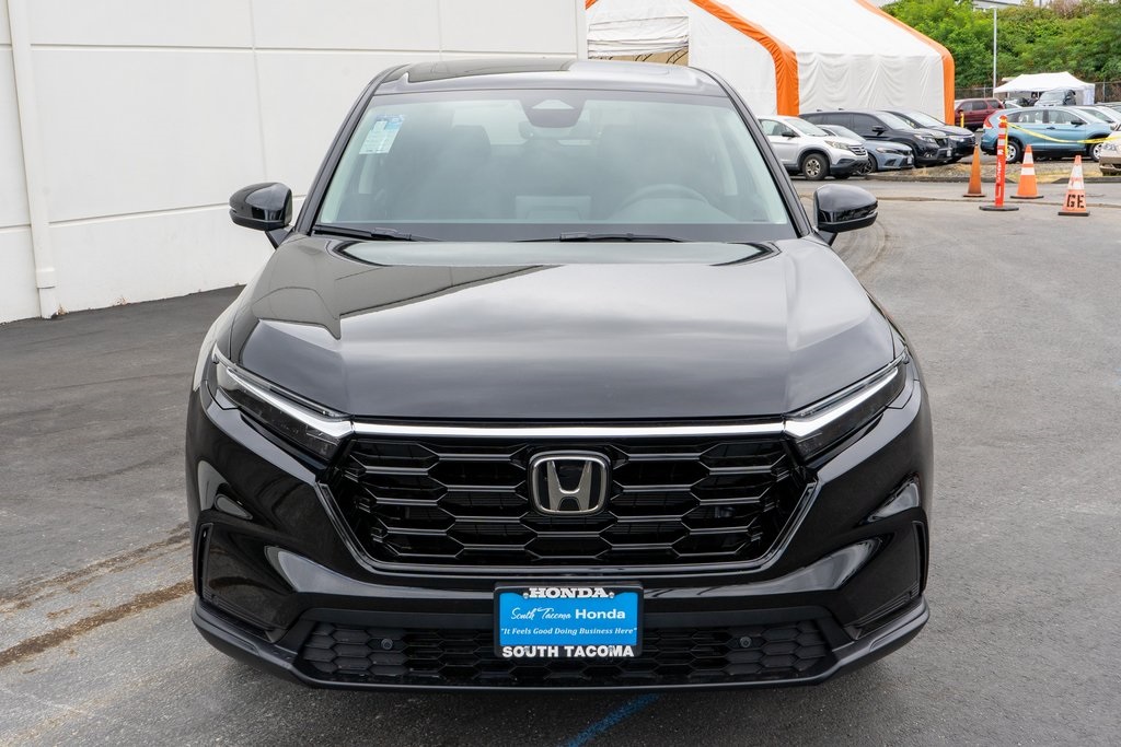 Vehicle image 4 of 31