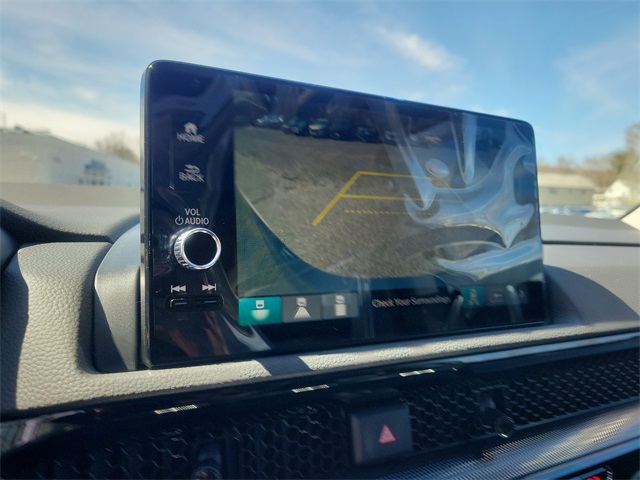 Vehicle image 14 of 17