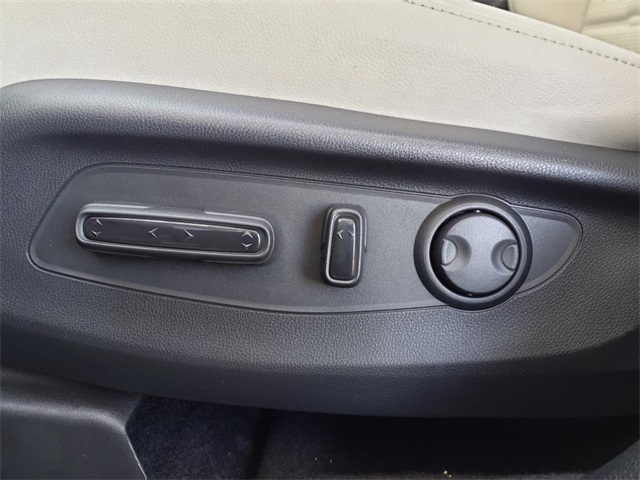 2025 Honda CR-V EX-L Image 11 of 20