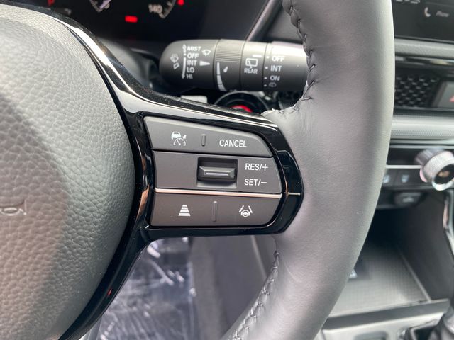 Vehicle image 24 of 27