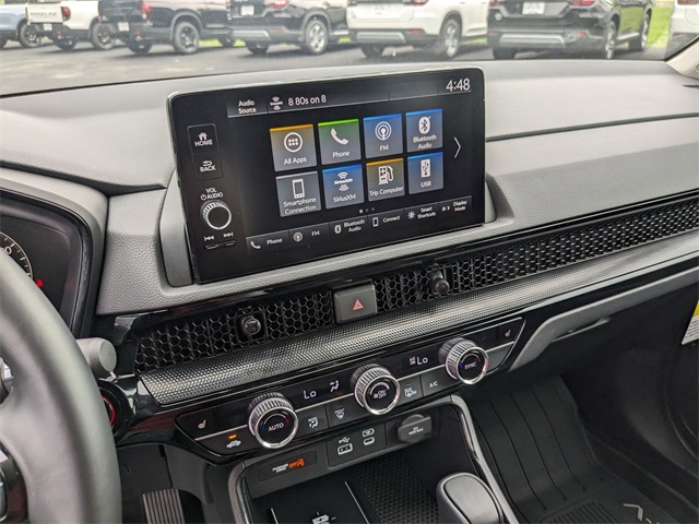 Vehicle image 17 of 25