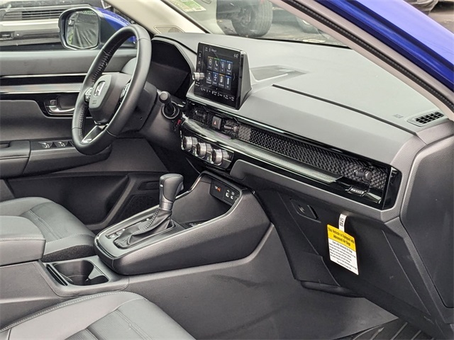 Vehicle image 14 of 25