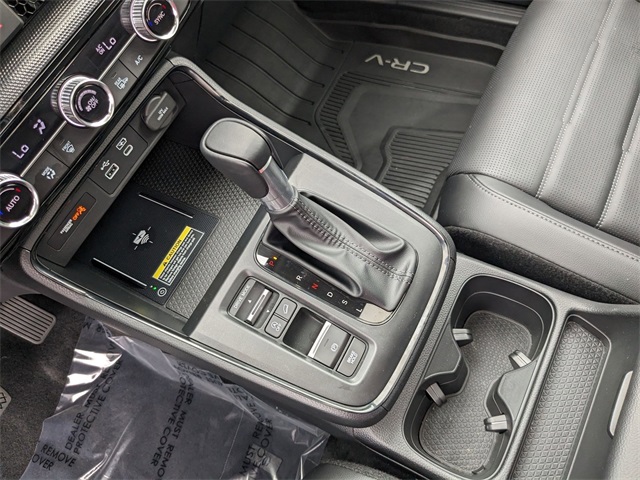 Vehicle image 18 of 25