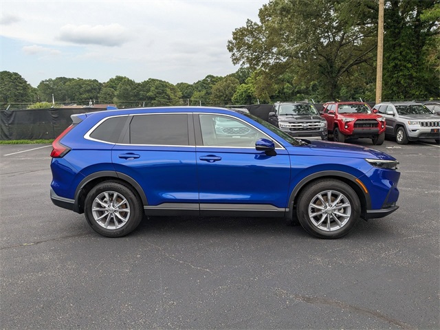 Vehicle image 4 of 25