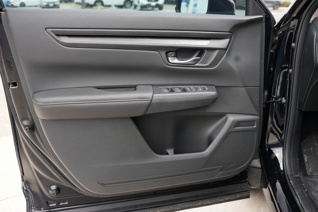 Vehicle image 14 of 30