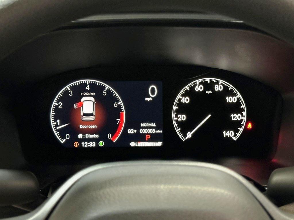 Vehicle image 21 of 25