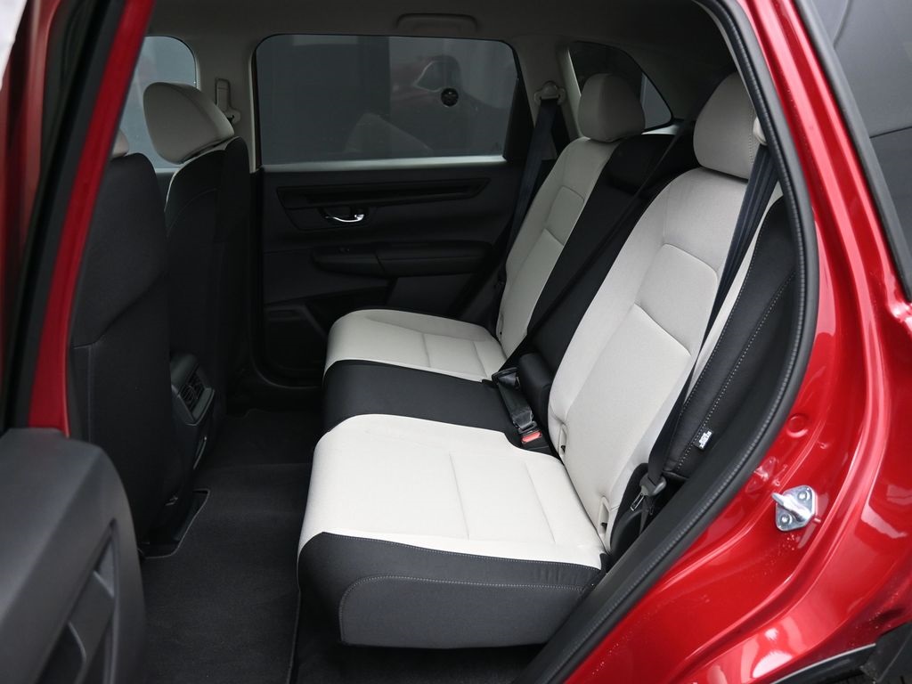 Vehicle image 42 of 46
