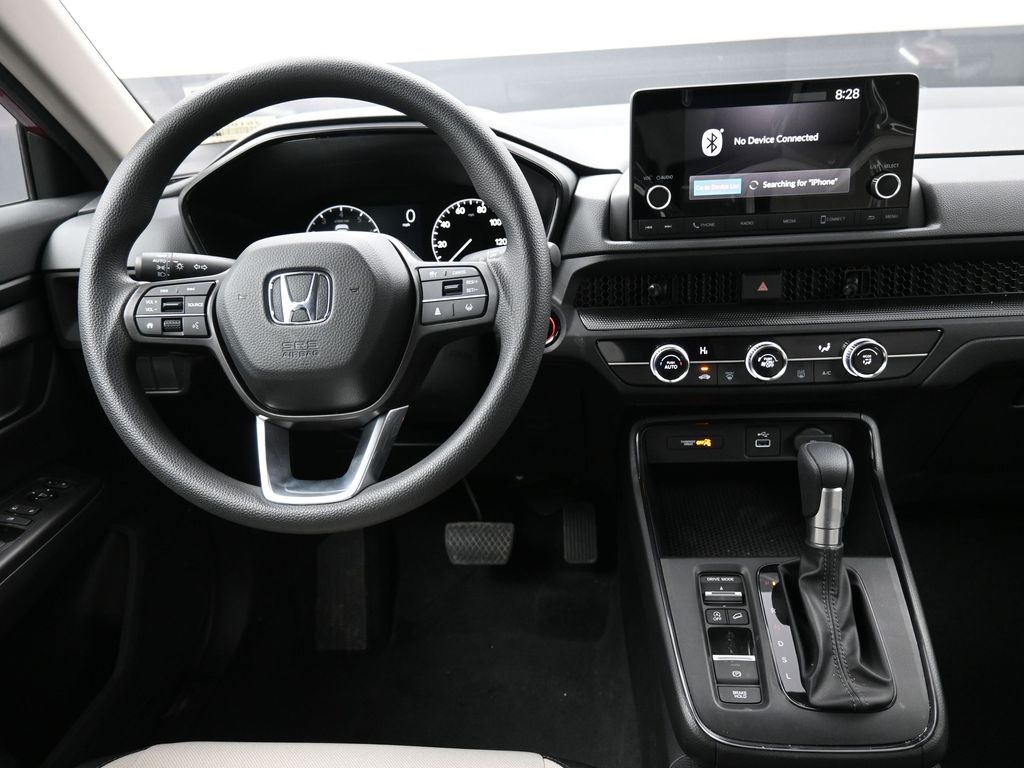 Vehicle image 41 of 46