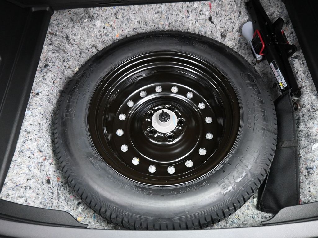 Vehicle image 44 of 46