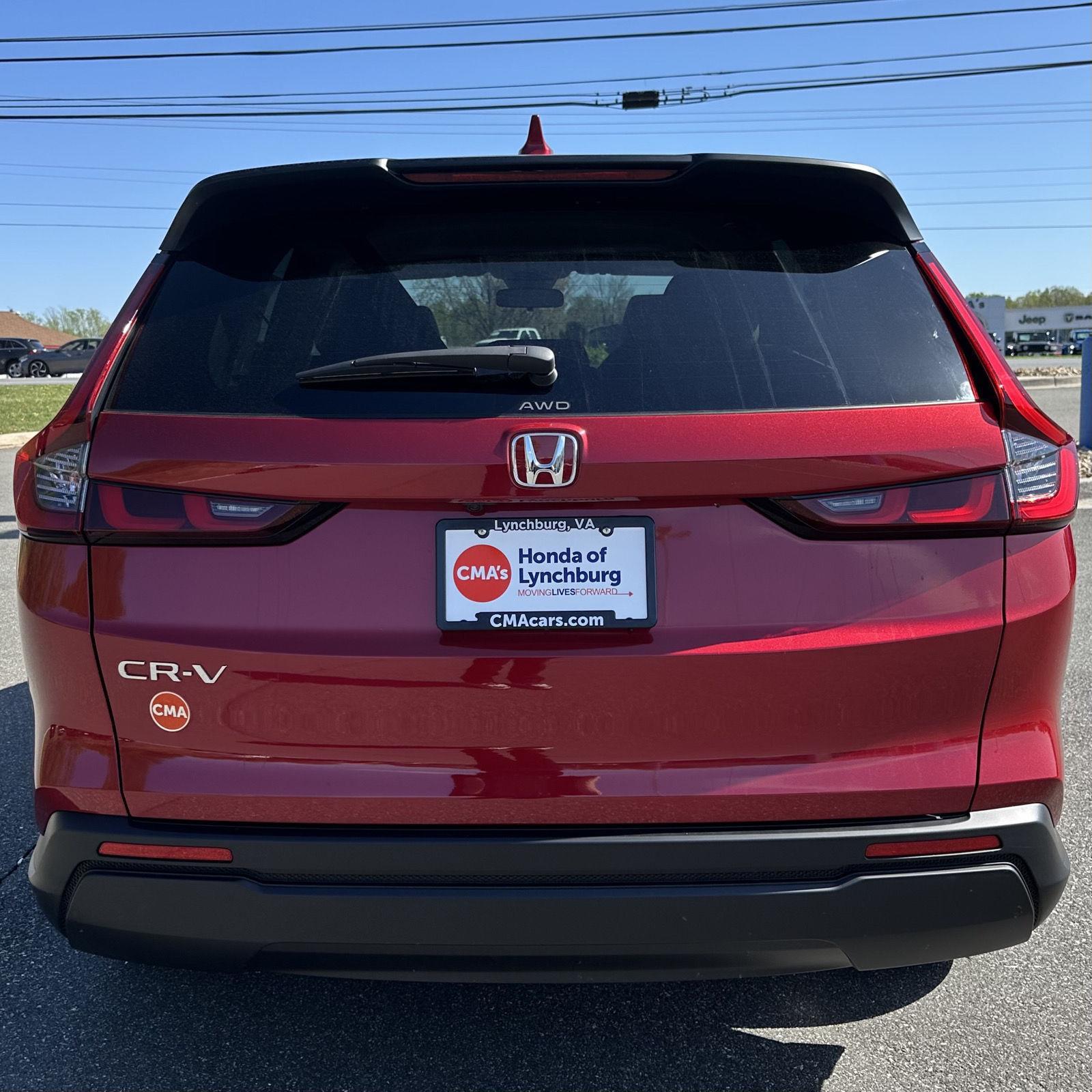 Vehicle image 6 of 8