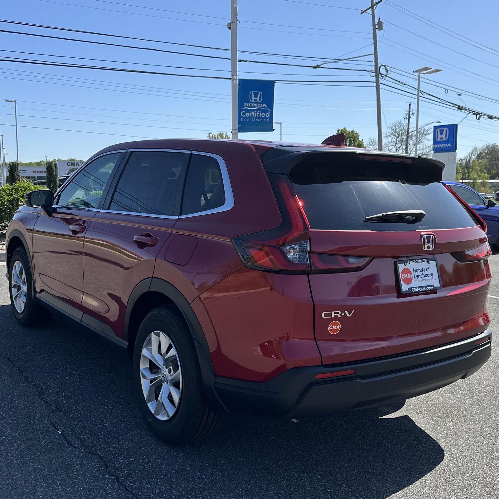 Vehicle image 7 of 8