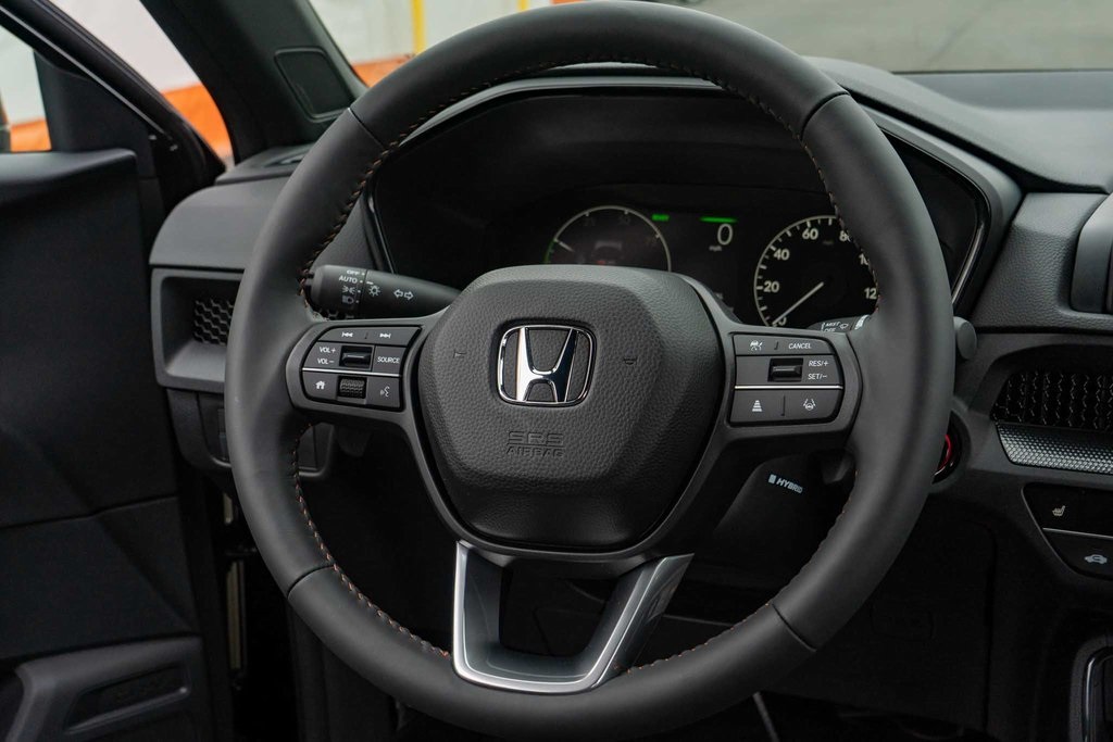Vehicle image 18 of 30