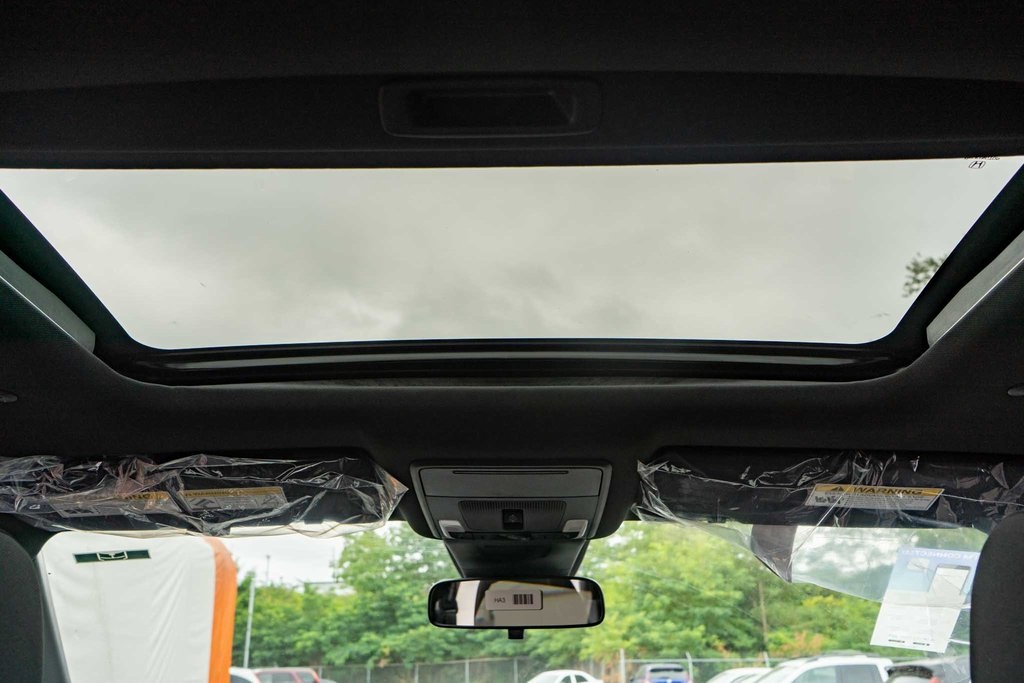 Vehicle image 23 of 30