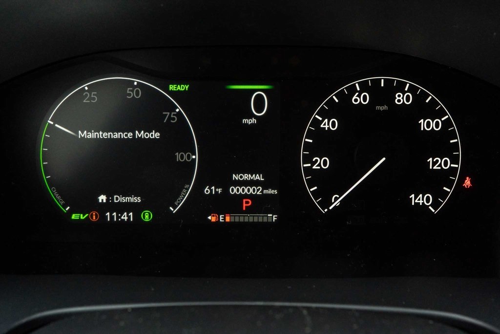Vehicle image 26 of 30