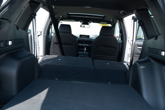 Vehicle image 12 of 37
