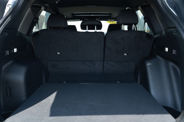 Vehicle image 11 of 37