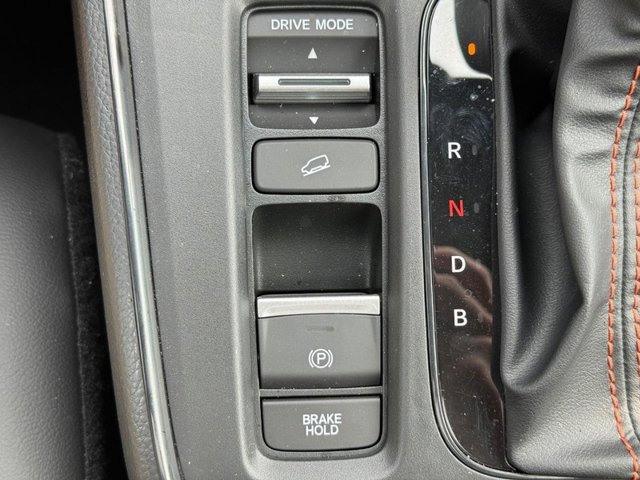 Vehicle image 21 of 22
