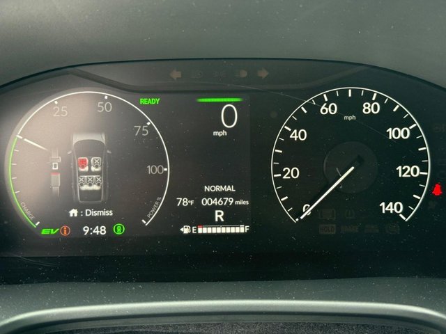 Vehicle image 14 of 22