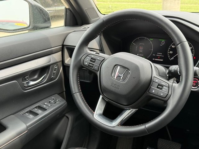 Vehicle image 9 of 22