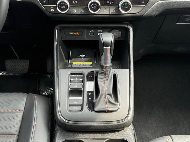 Vehicle image 8 of 22