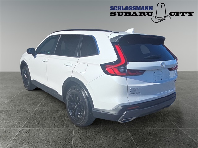 Vehicle image 8 of 15