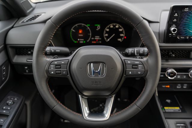 Vehicle image 13 of 40