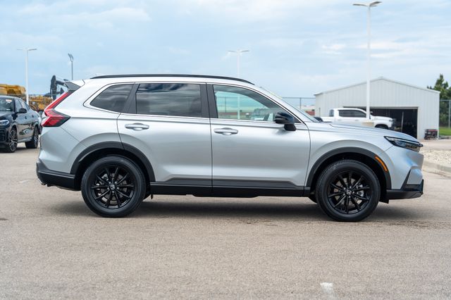 Vehicle image 4 of 40