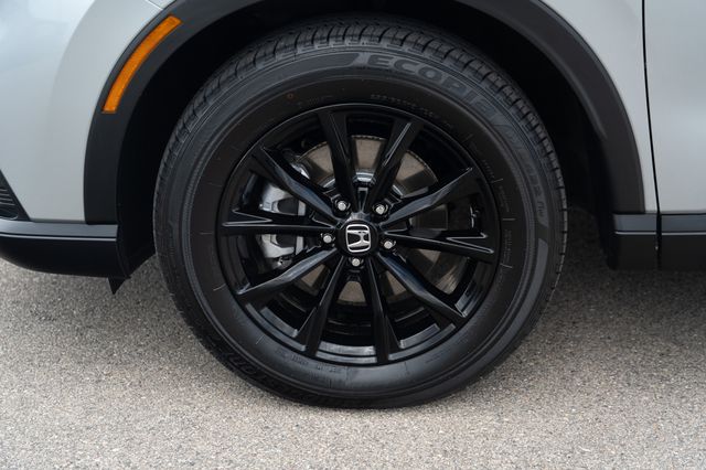 Vehicle image 10 of 40