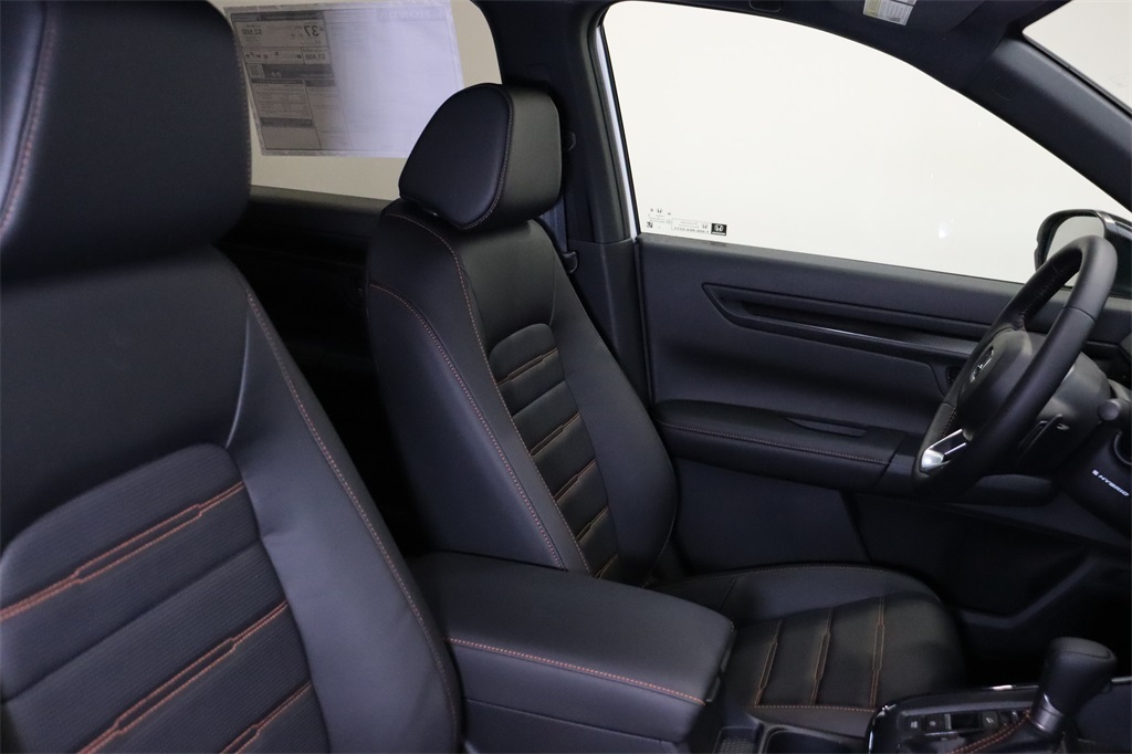 Vehicle image 12 of 25