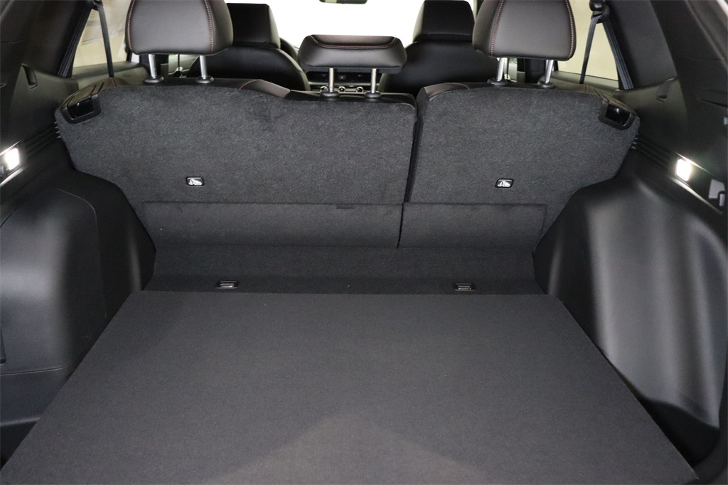 Vehicle image 24 of 25