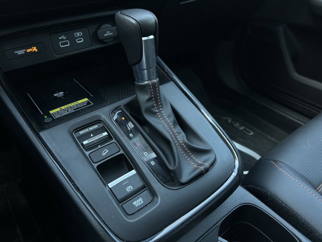 Vehicle image 15 of 17