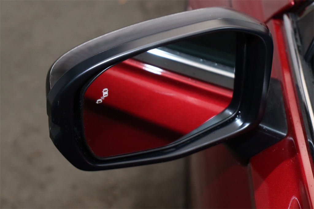 Vehicle image 5 of 25