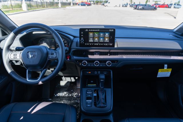 Vehicle image 14 of 40