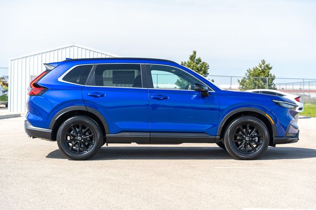 Vehicle image 4 of 40