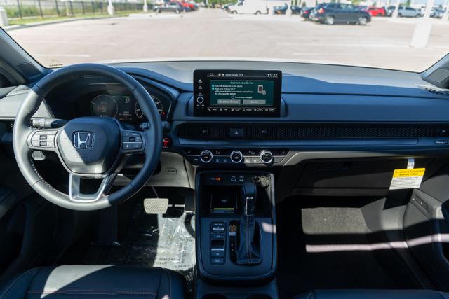 Vehicle image 18 of 40
