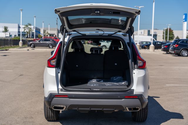 Vehicle image 21 of 40