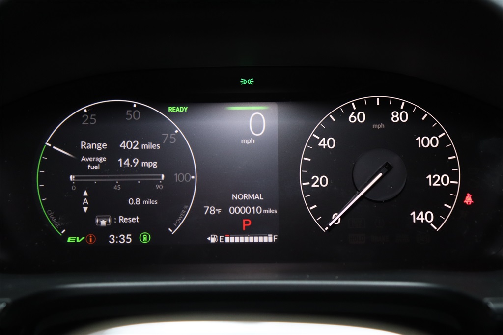 Vehicle image 12 of 25