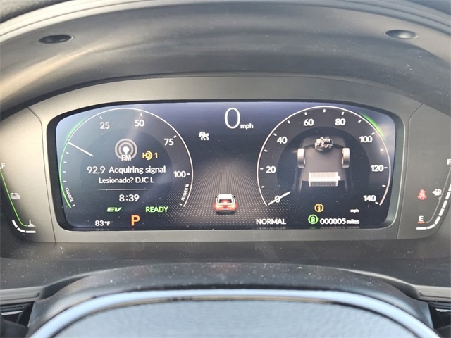 Vehicle image 14 of 27