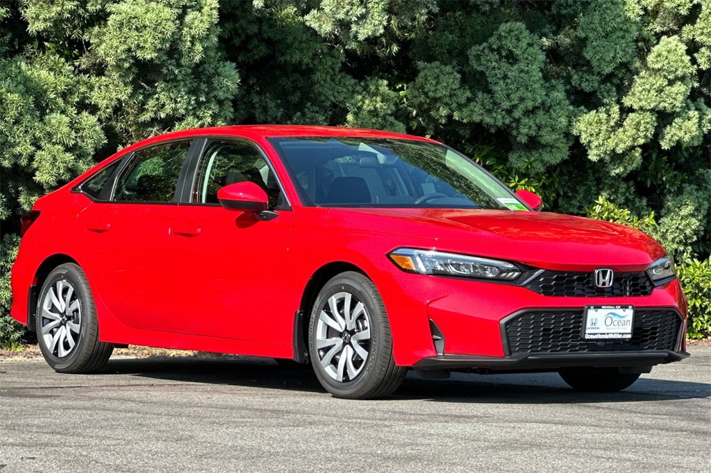 Vehicle image 4 of 31