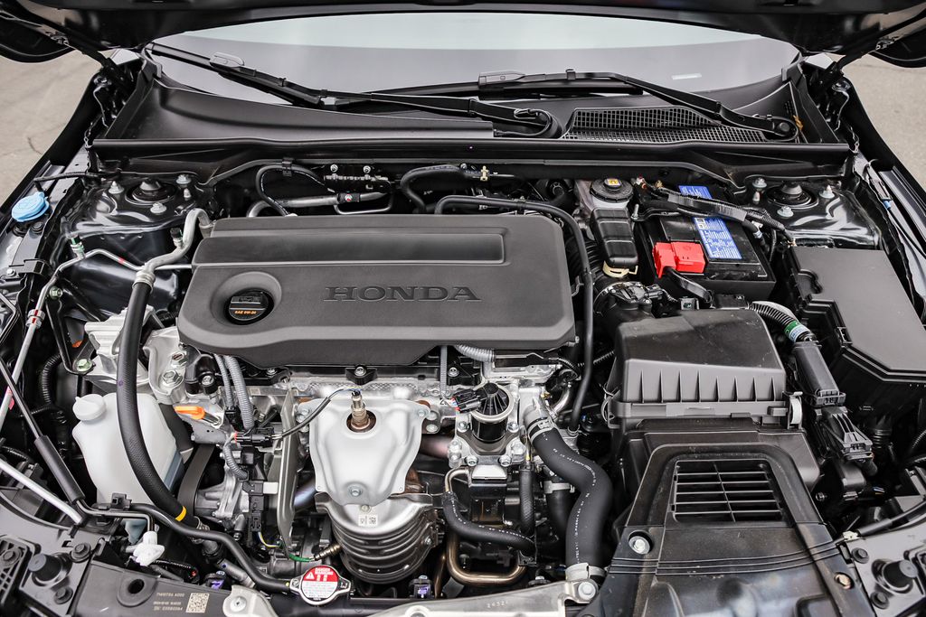 Vehicle image 12 of 26