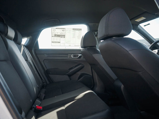 Vehicle image 10 of 23