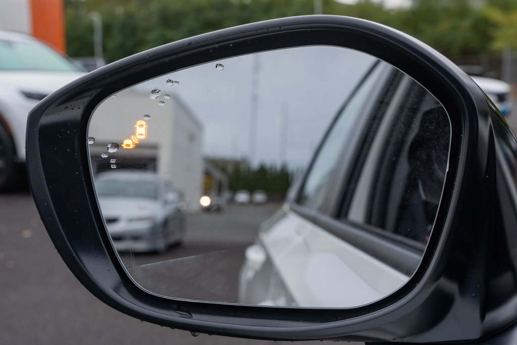 Vehicle image 27 of 27