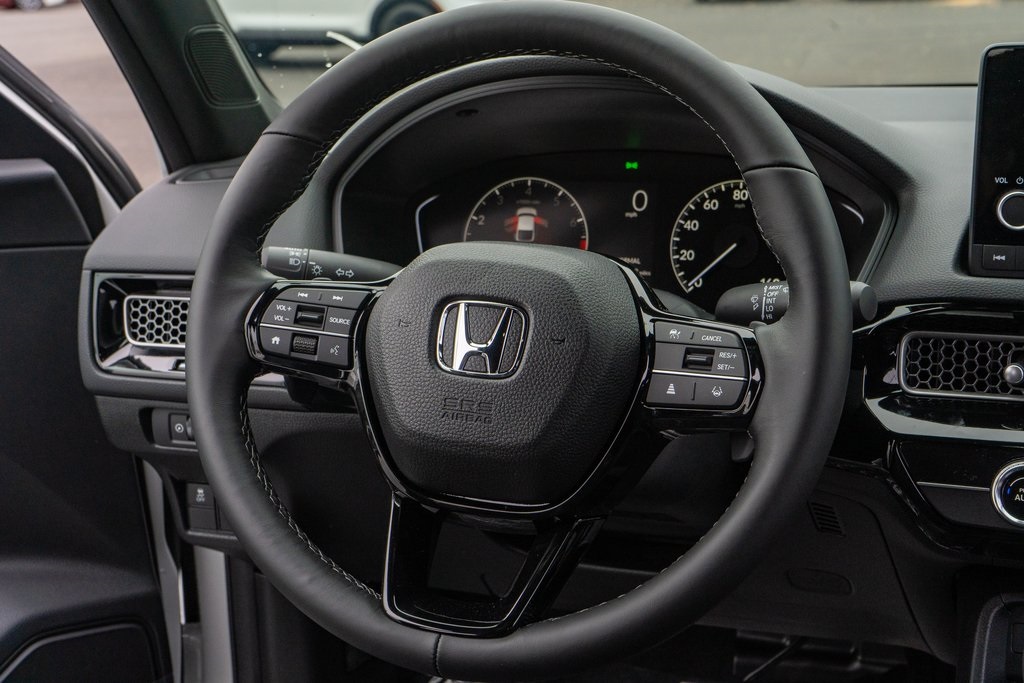 Vehicle image 18 of 27