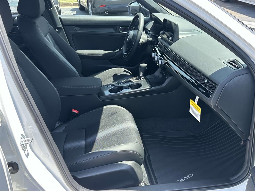 2025 Honda Civic Sport Image 11 of 28