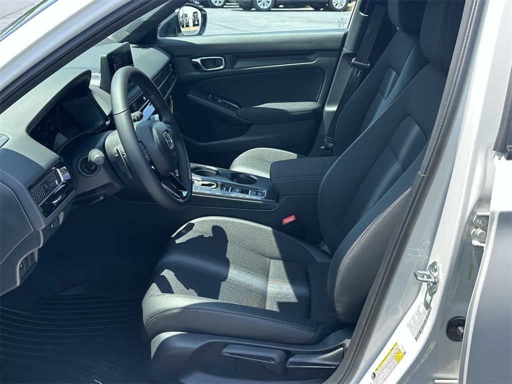 2025 Honda Civic Sport Image 9 of 28