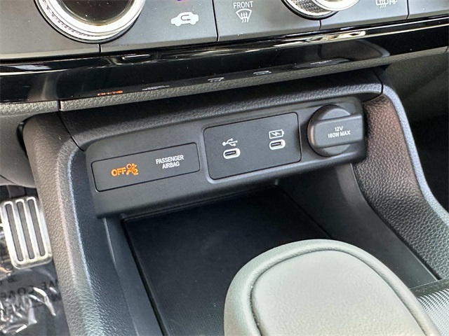 Vehicle image 29 of 30