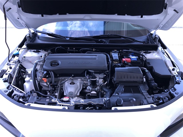 Vehicle image 6 of 14
