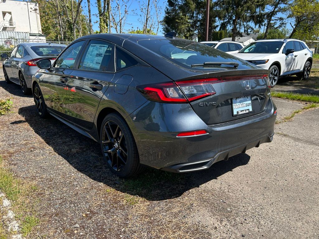 Vehicle image 6 of 28