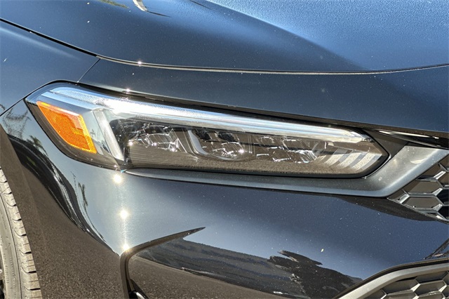 Vehicle image 29 of 31